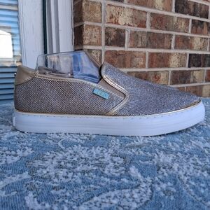 😍 NEW GBG Los Angeles Gollys 2 Gold and Metalic Slip-On Sneakers Sz.11